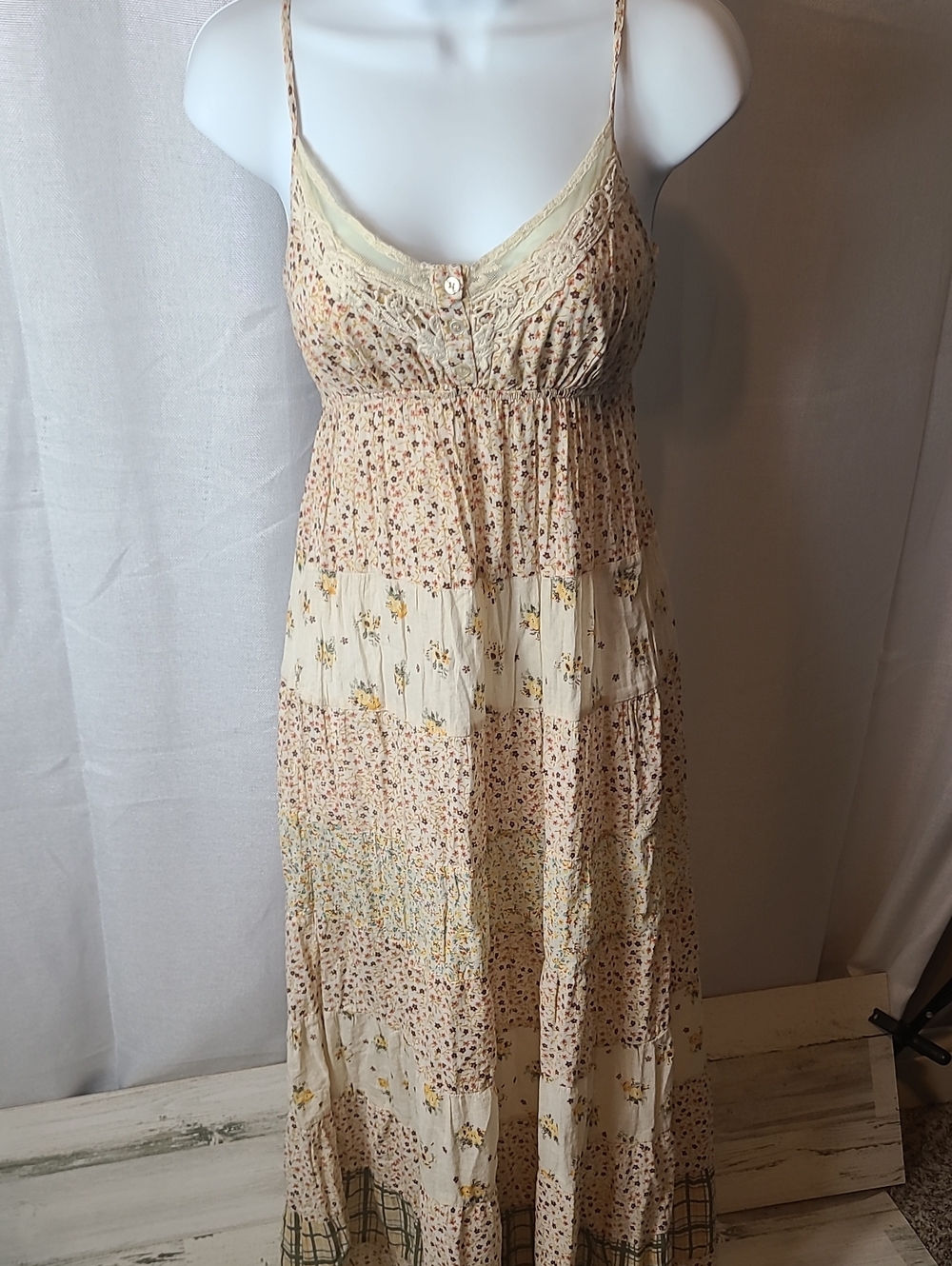 American rag maxi dress 100% Cotton.  Like New. XS